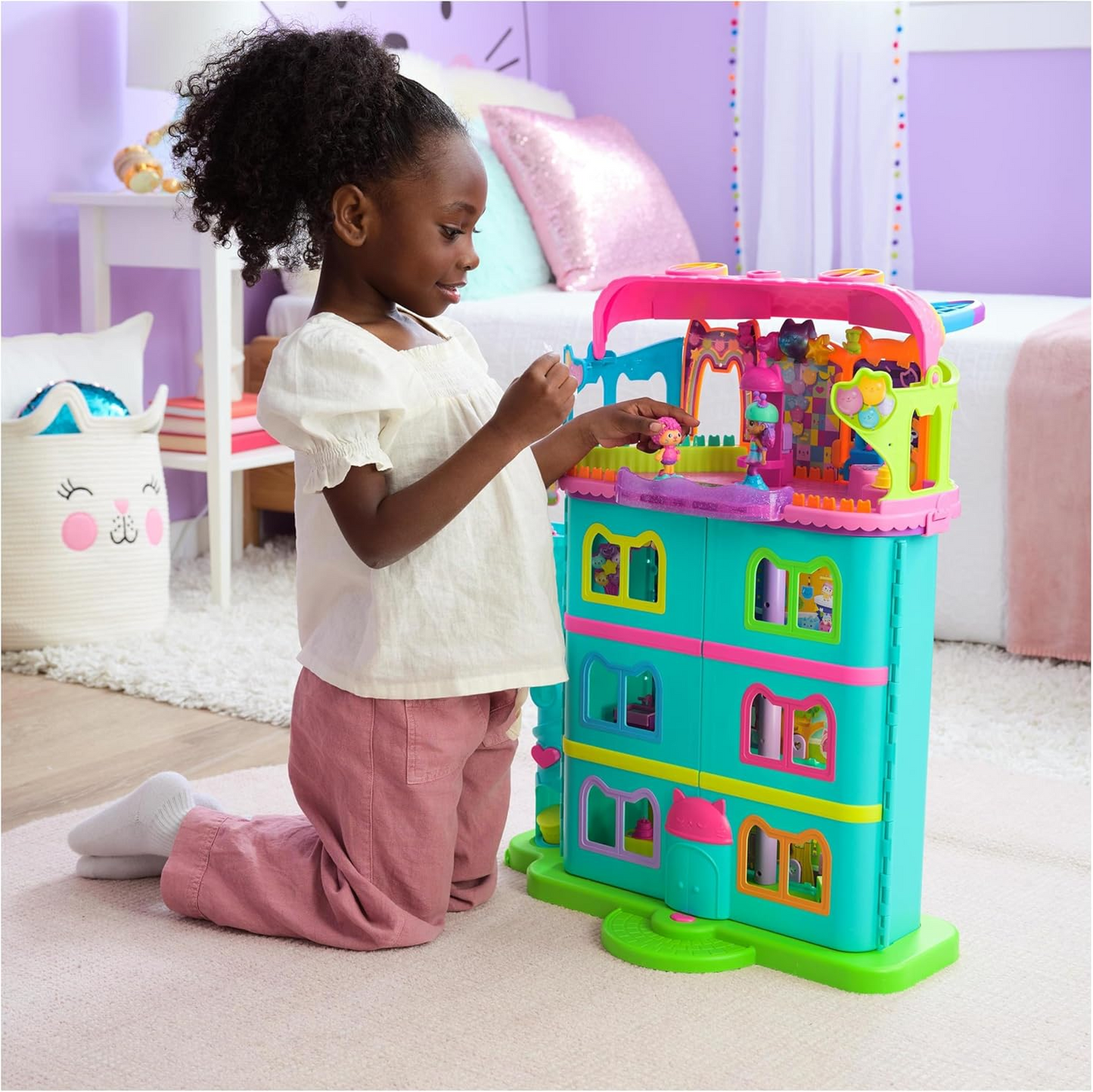 Gabby's Dollhouse, Party Room Playset com bonecos de brincar exclusivos, mobiliário para casa de bonecas, acessórios e Fidget Play, brinquedos infantis para meninas e meninos a partir dos 3 anos