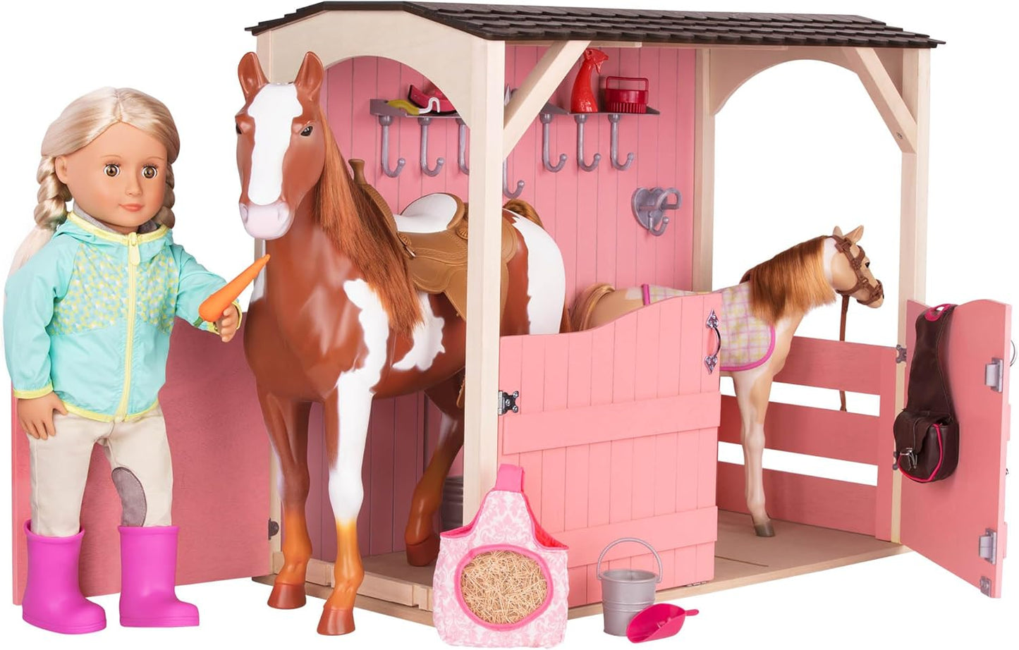 A Nossa Geração – Acessórios para Bonecas de 18 Polegadas – Estábulo para Cavalos – Conjunto de Brinquedos para Celeiros – Brinquedos para Cavalos – 3+ Anos – Sela – Estábulos para Cavalos