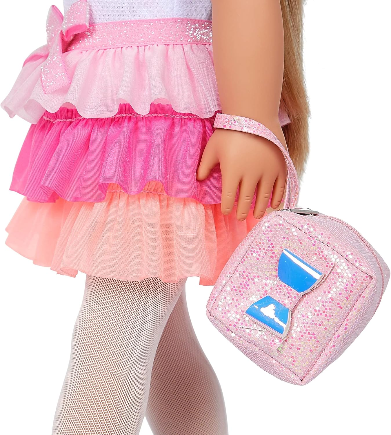 Our Generation - 46 cm - Boneca de moda com tema de laço - Thea - Cabelo loiro e olhos castanhos - 3 roupas e acessórios de estilo em caixa de oferta - Brincadeira de faz de conta - Brinquedos para crianças de 3 anos