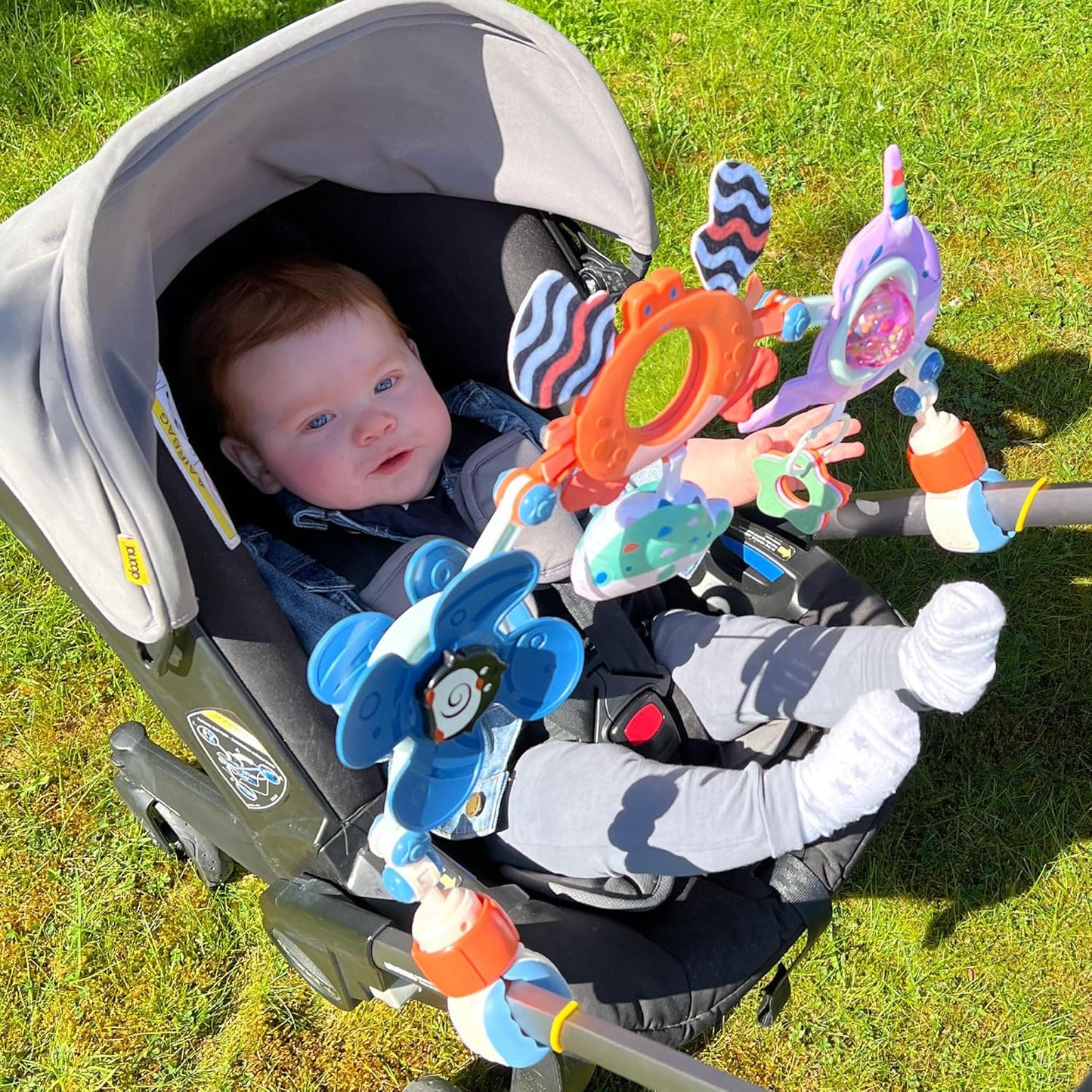 Nuby  Arco de brinquedo Ocean Friends Pram - Fácil de usar | Brinquedos interativos para bebês | Adequado desde o nascimento