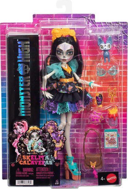 Monster High,Boneca Skelita Calaveras, com vestido colorido de papel picado, acompanhada de sua cachorrinha Candelita e 7 acessórios como caderno de desenho, lanche e bolsa a tiracolo, JHK34