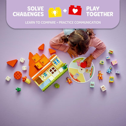 LEGO DUPLO Bluey: Casa da Família Bluey com Jogo da Memória - Brinquedo Educativo para Crianças - Inclui 3 Bonecos, Janelas que Abrem e um Jogo de Tabuleiro - Presente para Meninas e Meninos a partir de 3 Anos - 10459