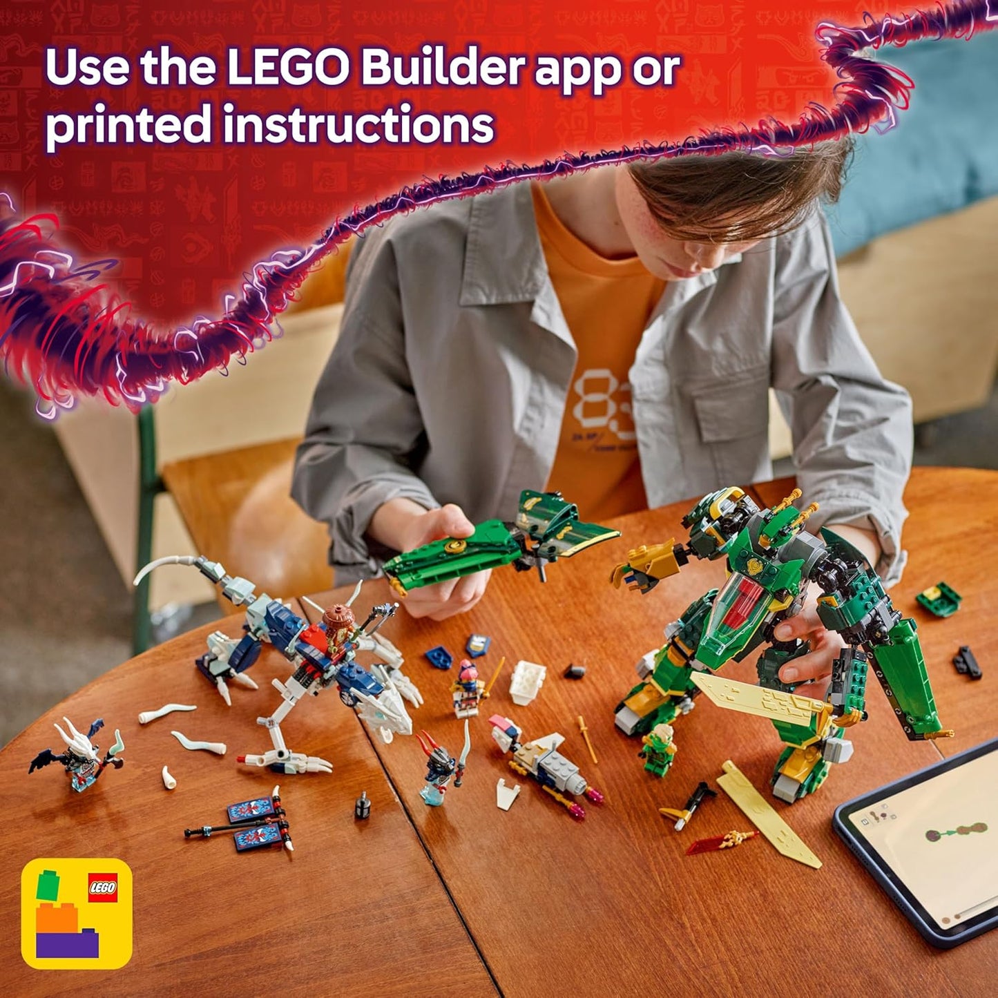 LEGO NINJAGO 2 em 1 Robô a Jato do Lloyd - Transforma-se em um Brinquedo a Jato - 5 Minifiguras, incluindo Sora e Lloyd, além de uma Motocicleta e uma Figura de Dragão - Presente para Meninos a partir de 9 Anos e Fãs de Dragons Rising - 71845