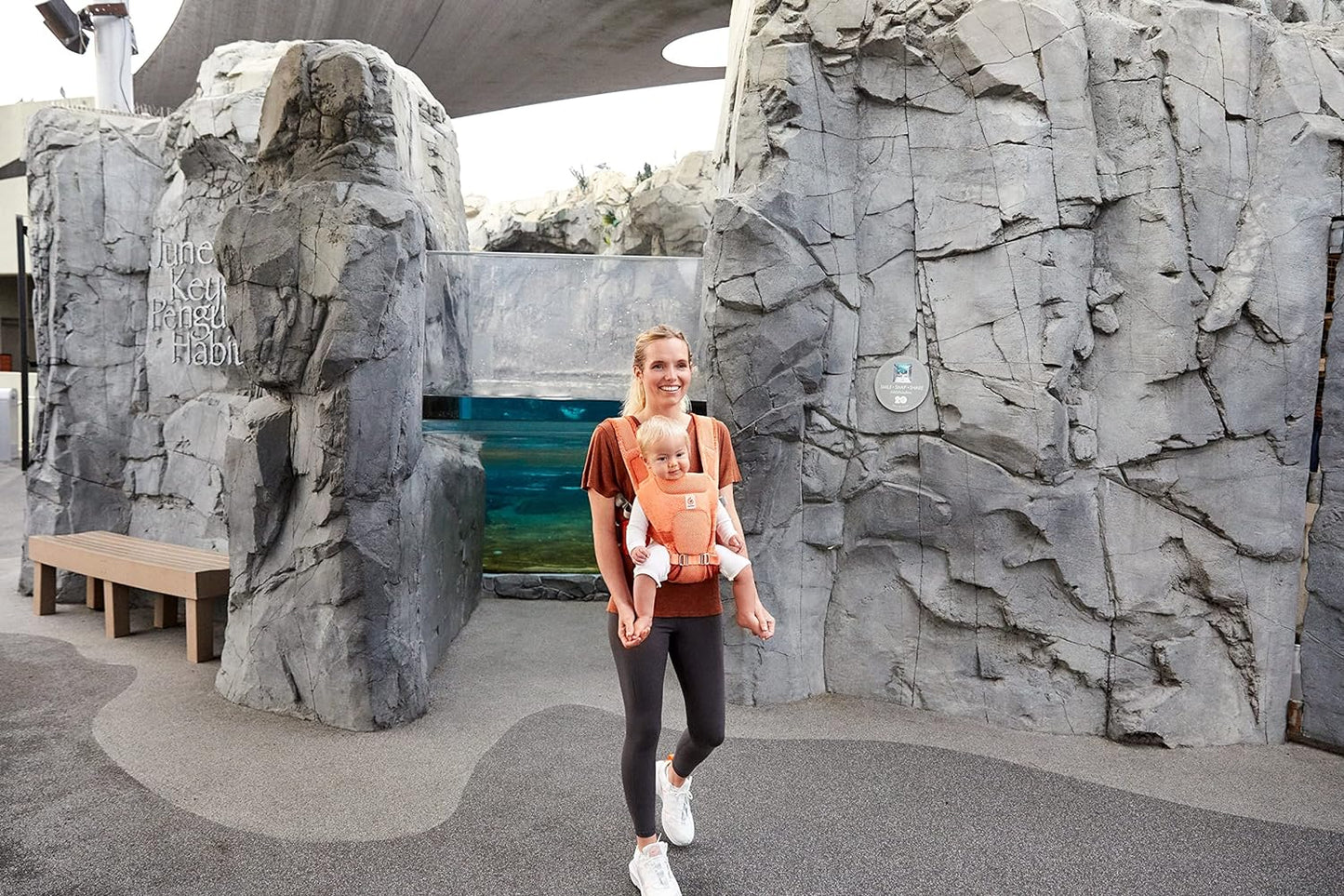 Ergobaby Porta-bebês Aerloom para recém-nascidos e crianças pequenas, 3 posições, porta-barriga ergonômico para bebês, porta-costas, porta-bebês feito de material Formaknit, coral âmbar