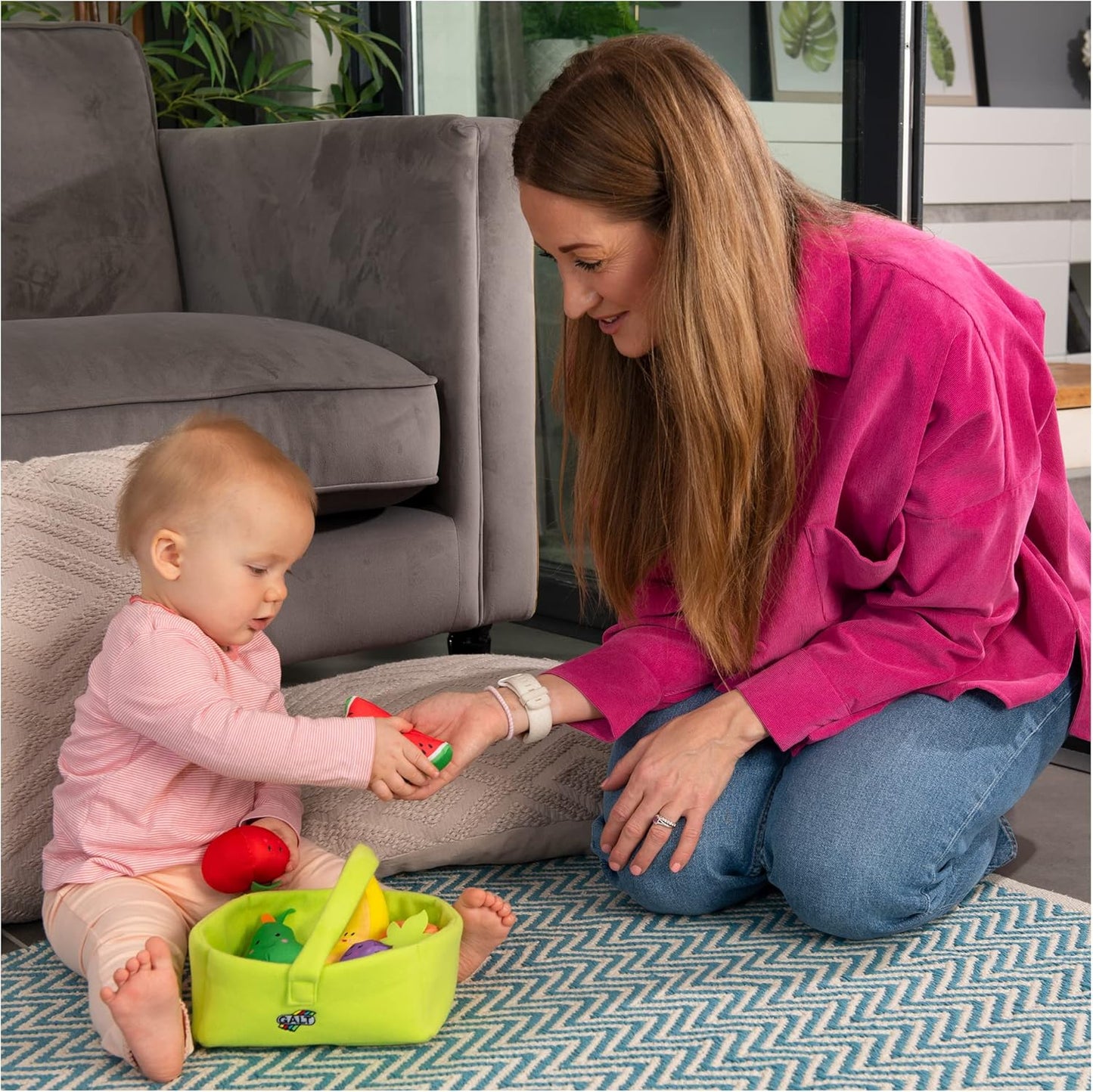 Galt Toys, Cesta de Frutas Encha e Derrama, Brinquedos de Atividades Macios, Idades 9 Meses ou Mais