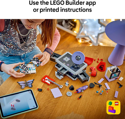 LEGO Olivia Rodrigo – O Esconderijo Secreto – Brinquedo com Maleta, Microfone, Disco, Megafone, TV e Minifigura – Decoração para Quarto Infantil – Presente Musical para Meninas a partir de 10 Anos e Fãs – 43030