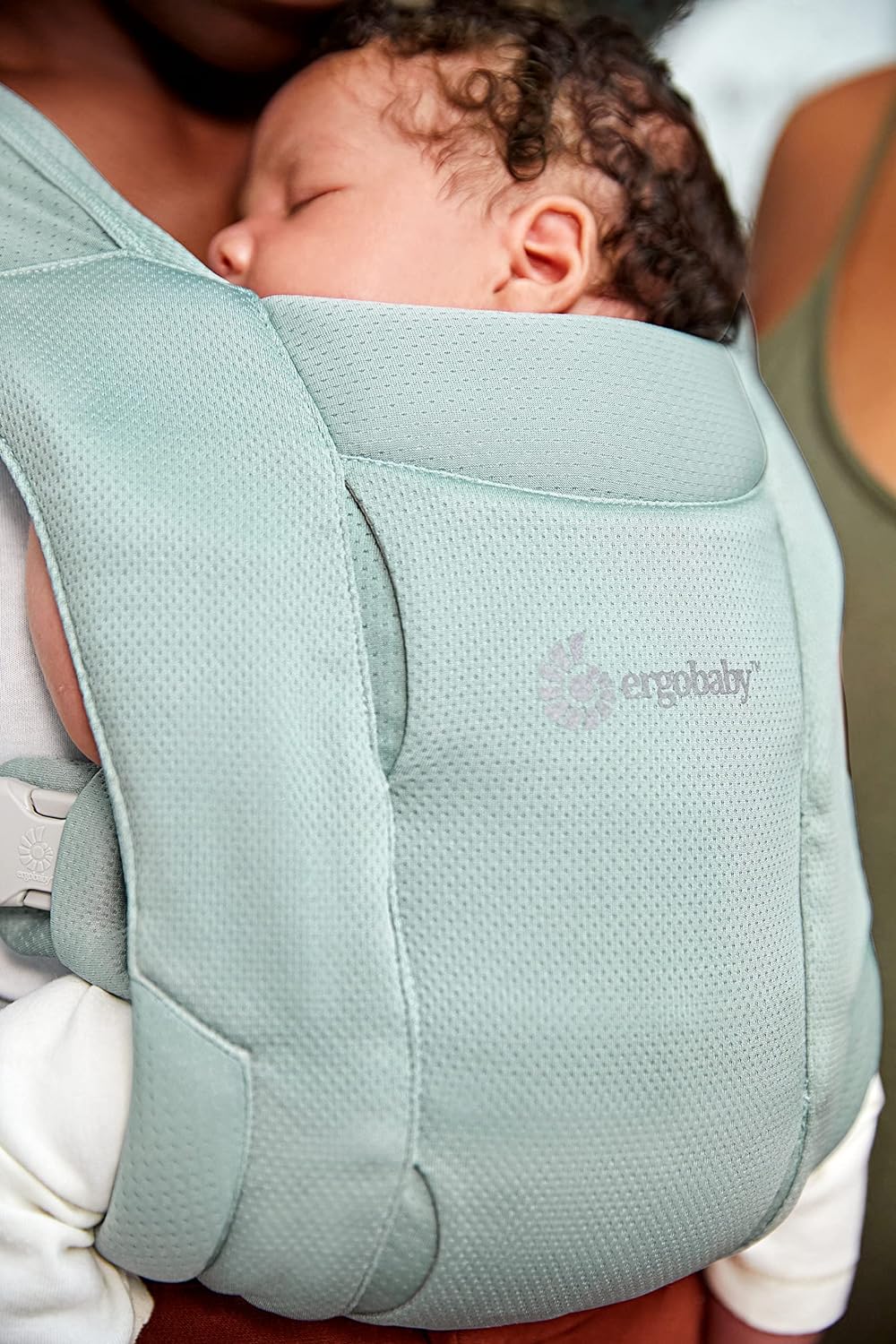 Ergobaby  Abrace o portador de bebê ergonômico da malha de ar macia para recém-nascidos desde o nascimento, portador dianteiro ergonômico de barriga de 2 posições, sábio
