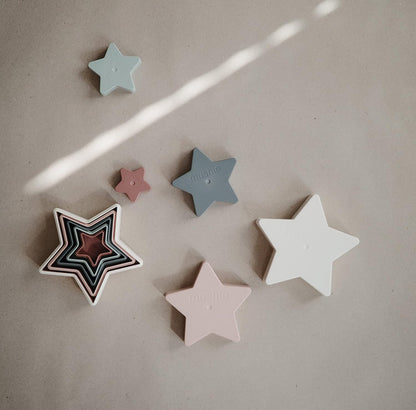 Mushie Brinquedo Empilhável Estrela de Encaixe | Desenvolve a Coordenação Motora | Diversão e Criatividade para Crianças | Material: Polipropileno, Fabricado na Dinamarca