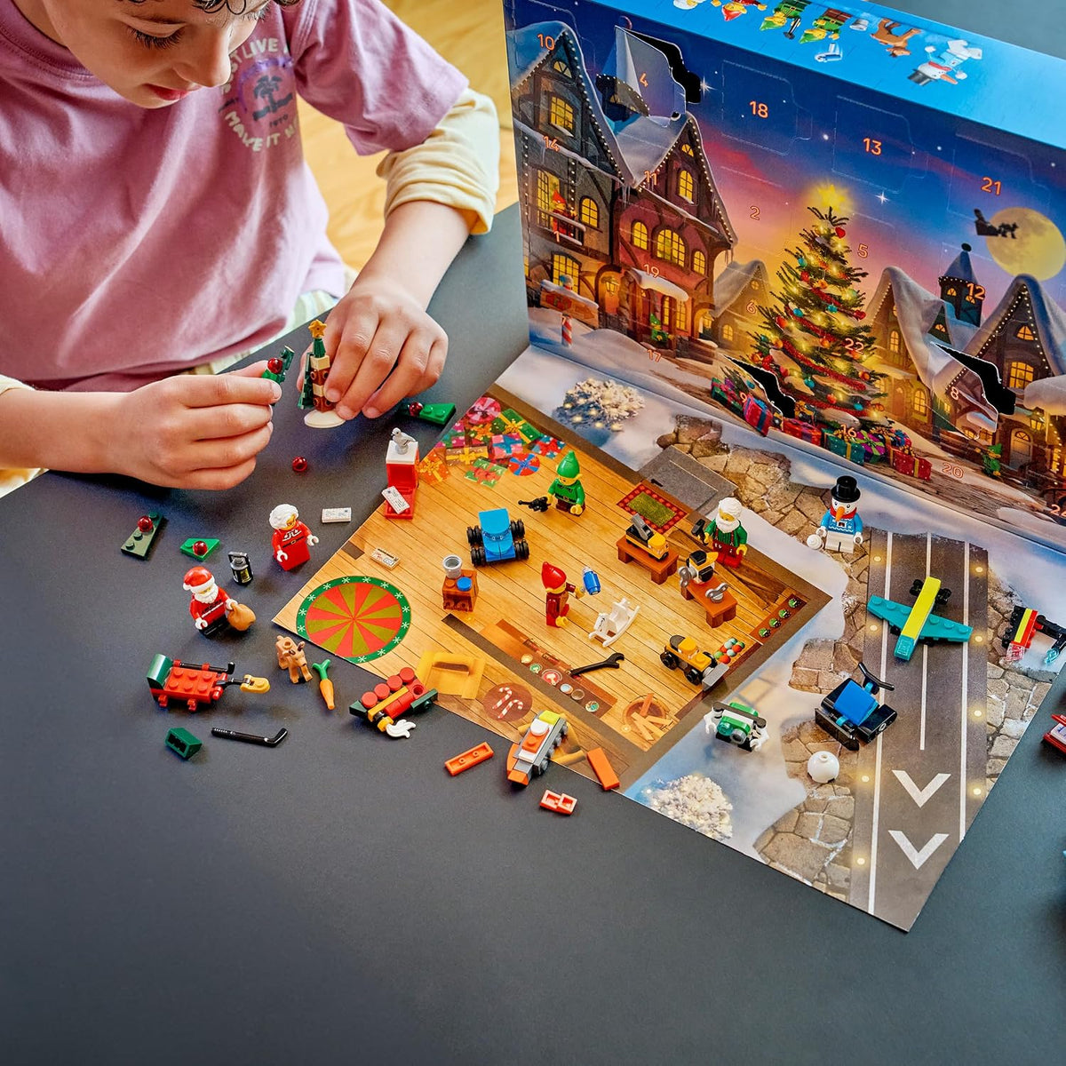 LEGO Calendário do Advento City 2026-60510 | Brinquedos para meninos a partir de 5 anos, 24 surpresas, carros e caminhões, tapete de brincar, 7 minifiguras, ideia de presente de Natal, 252 peças