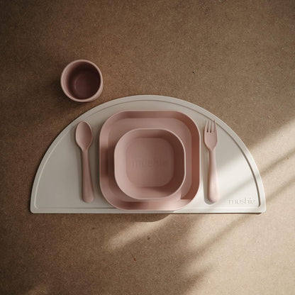 Mushie Dinnerware Plates for Kids | Tableware Set of 2 | Reusable BPA Free | Dishwasher & Microwave Safe | Made in Denmark | Square (Blush)