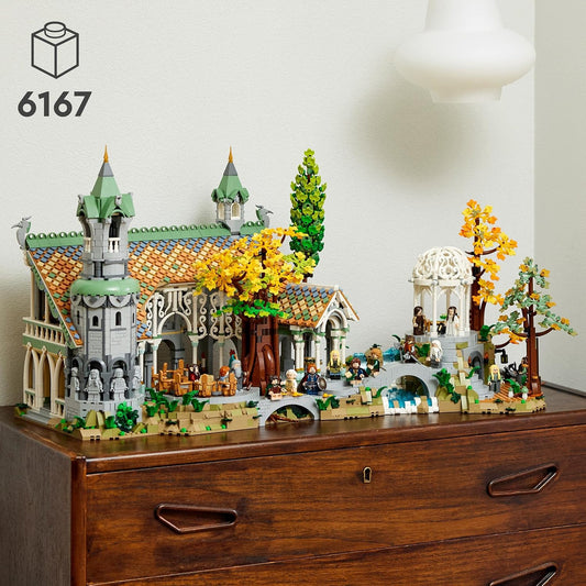 LEGO 10316 Icons O Senhor dos Anéis: Rivendell - Conjunto de exibição SdA colecionável para adultos com 15 minifiguras exclusivas, incl. Gandalf, Legolas, Aragorn e Frodo
