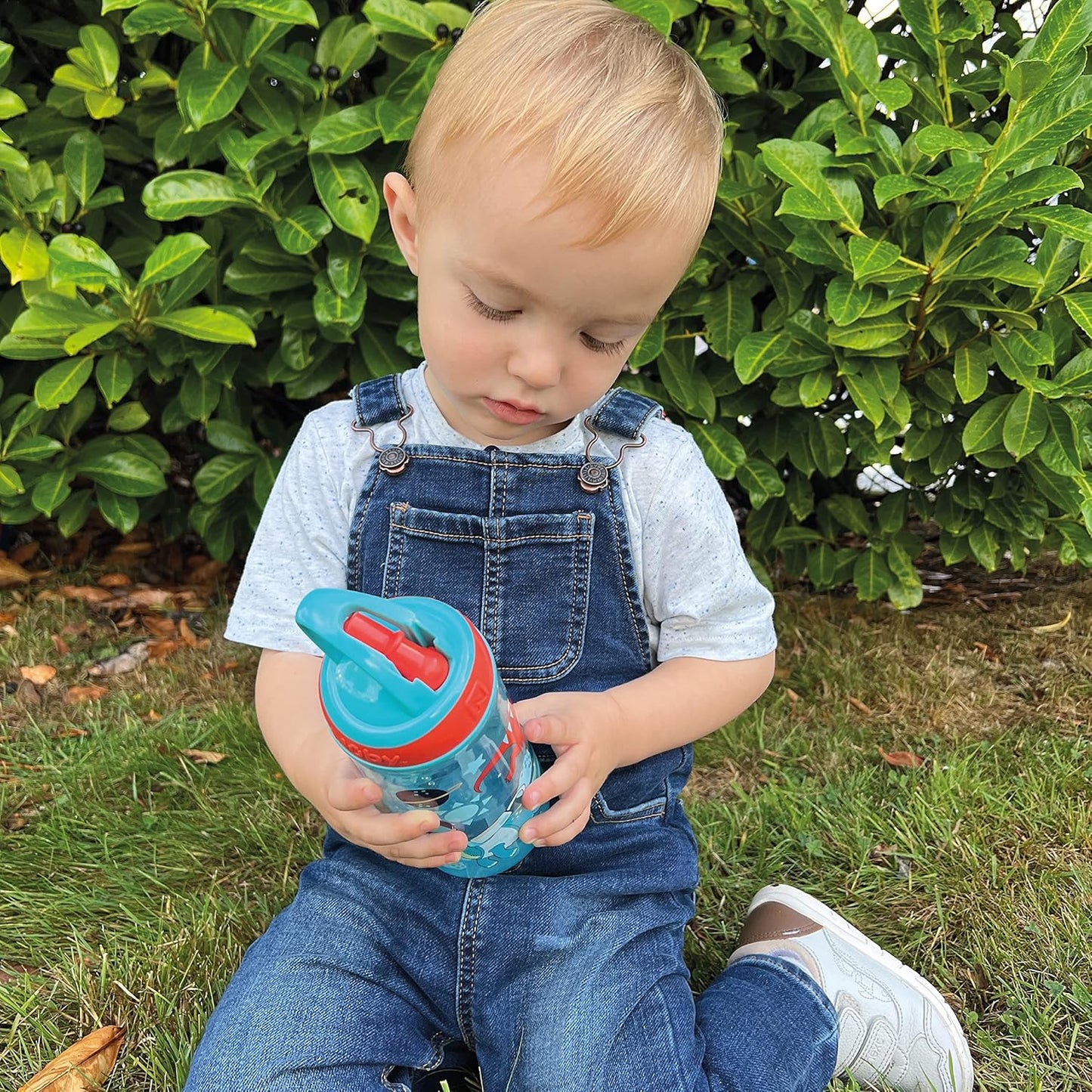 Nuby Garrafa de água Super Flip - Copo com canudinho antiderramamento para crianças pequenas | 540 ml/19 oz | Alça de transporte | Fluxo livre | Pode ser lavado na máquina de lavar louça e esterilizado | Copo adequado para crianças de 18 meses ou mais