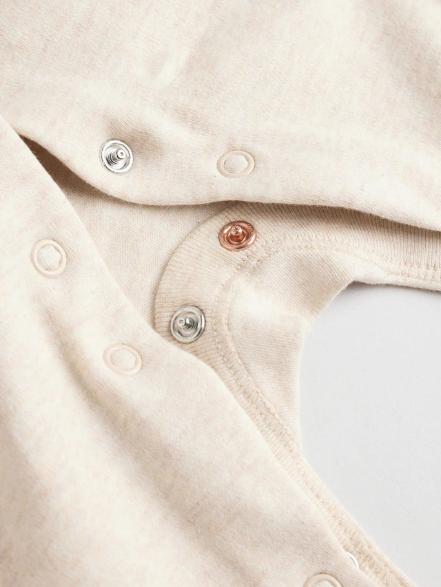 |BabyBoy| Pacote Com 3 Macacões Bordados Neutros Para Bebês (0 a 2 anos)