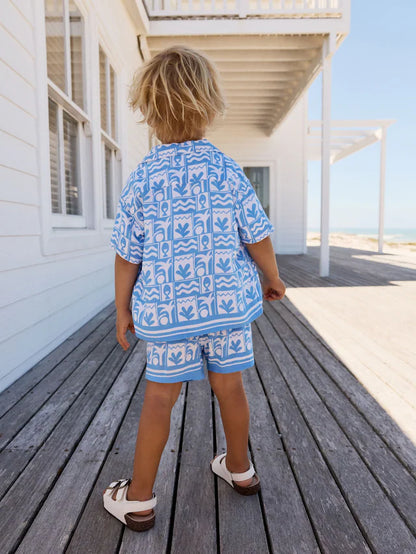 |Boy| Conjunto De Camisa e Shorts Estampados De Manga Curta Blue Tile AOP (3 meses a 7 anos)