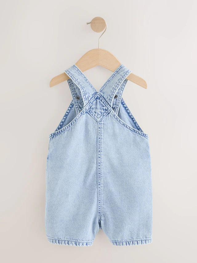 |Boy| Macacão Jeans Azul Claro Folgado (3 meses a 7 anos)