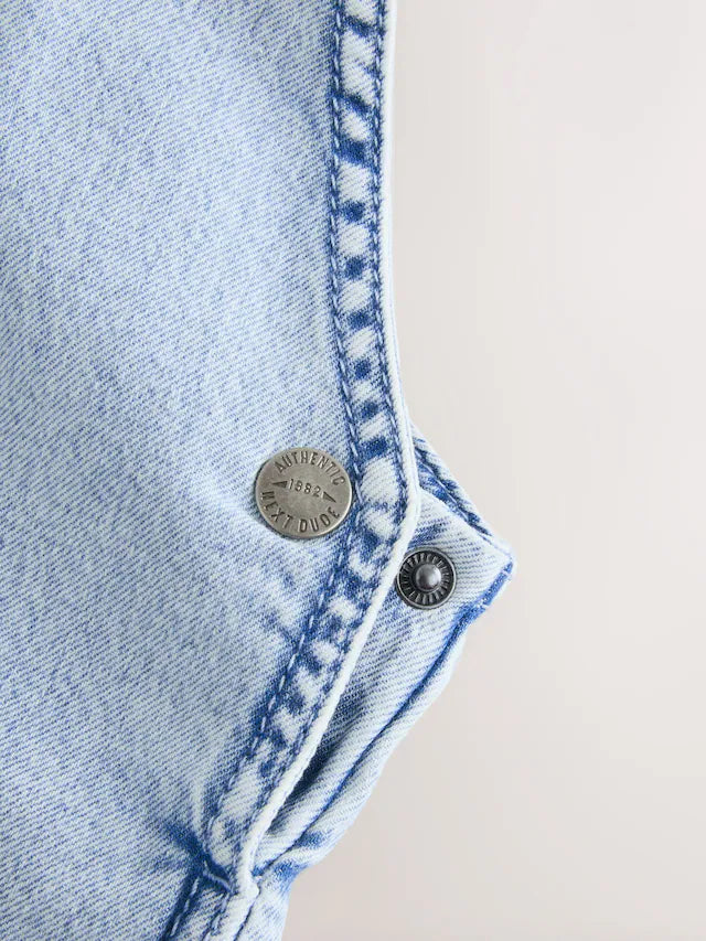 |Boy| Macacão Jeans Azul Claro Folgado (3 meses a 7 anos)