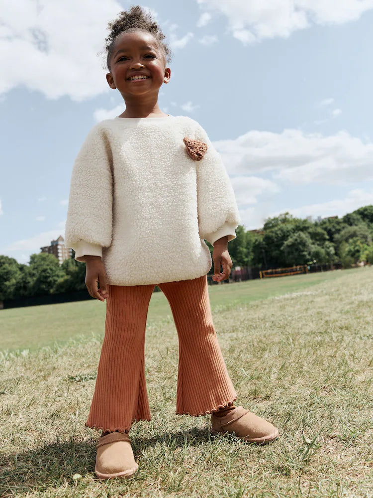 |Girl| Conjunto De Moletom e Legging Flare Teddy Borg Creme (3 meses a 7 anos)