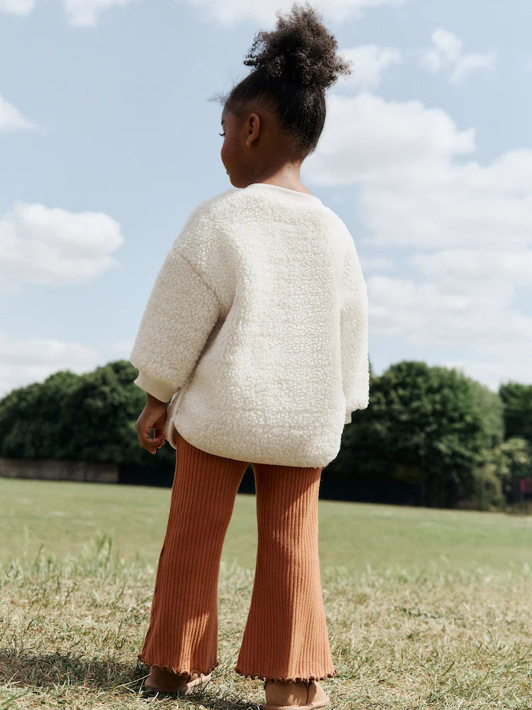 |Girl| Conjunto De Moletom e Legging Flare Teddy Borg Creme (3 meses a 7 anos)