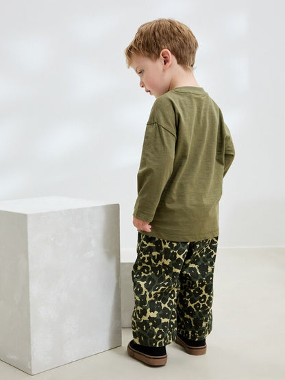 |Boy| Calça Larga Com Estampa De Leopardo Verde (3 meses a 7 anos)