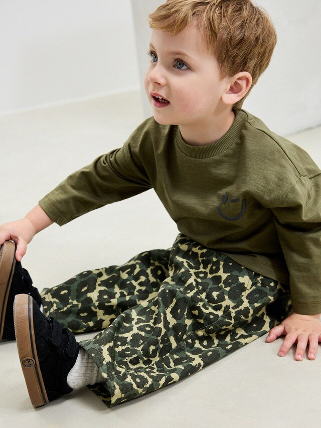 |Boy| Calça Larga Com Estampa De Leopardo Verde (3 meses a 7 anos)