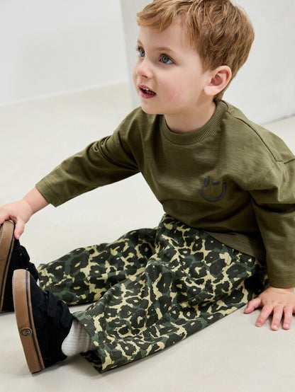 |Boy| Calça Larga Com Estampa De Leopardo Verde (3 meses a 7 anos)