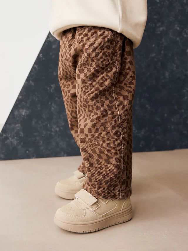 |Boy| Calças Largas Com Estampa De Leopardo Bege (3 meses a 7 anos)