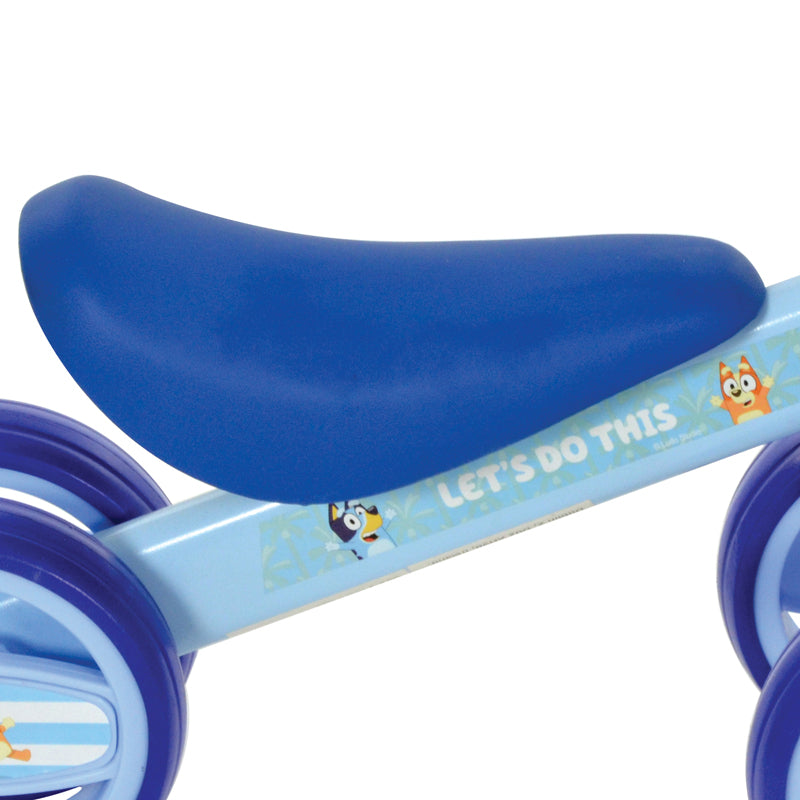Deluxe Carrinho de brinquedo infantil Bobble Ride On Bluey, veículo licenciado no Reino Unido, conjunto para presente de 2026