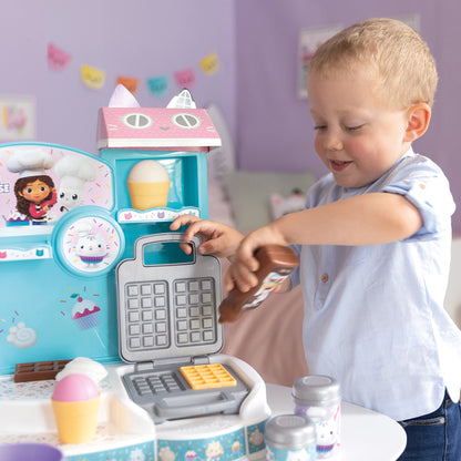 Gabby" Conjunto de Brinquedo de Faz de Conta "Fábrica de Sorvete da com 20 Acessórios e Brinquedo de Máquina de Waffle