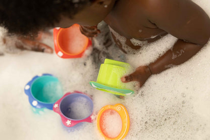 Nuby Copos empilháveis Splish Splash