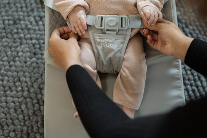 Nuby Cadeira de balanço para bebês