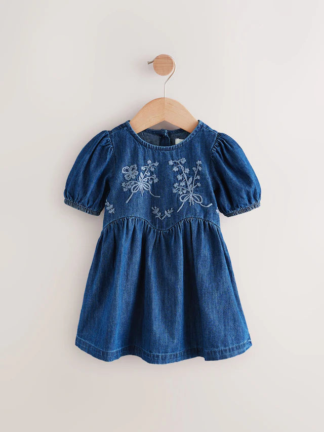 |Girl| Vestido Jeans Bordado Azul (3 meses a 8 anos)