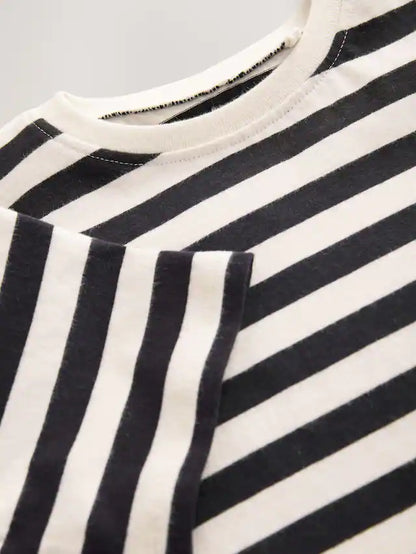 |Girl| Camiseta Feminina Listrada Preta e Branca Manga Curta 100% Algodão (3 meses a 7 anos)