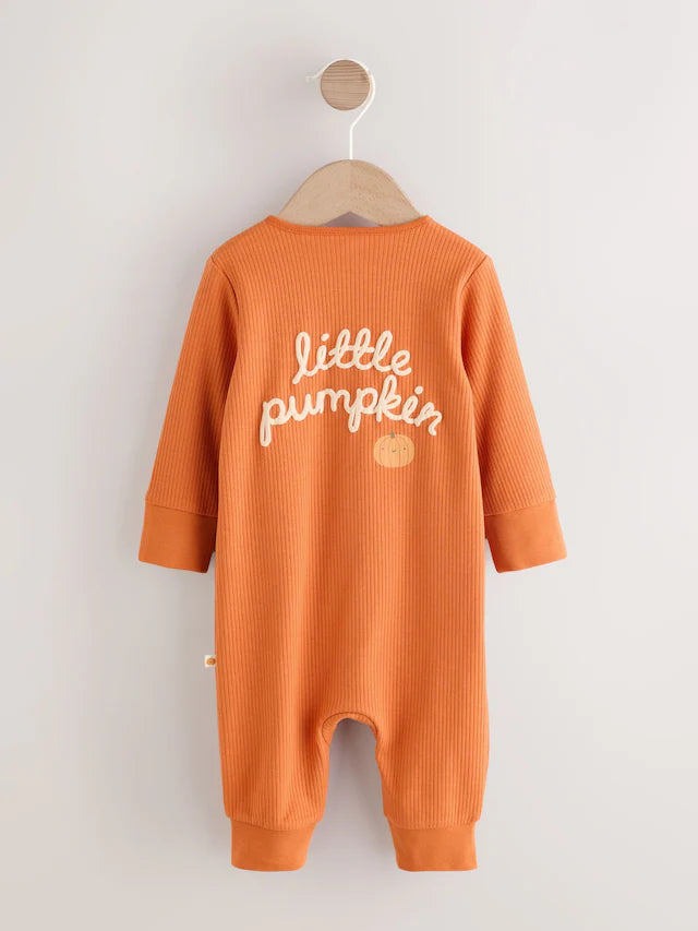 |BabyBoy| Macacão De Dormir Baby Little Pumpkin Marrom Ferrugem Com Zíper Bidirecional (0 meses a 3 anos)