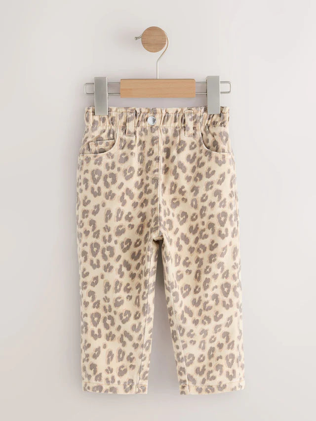 |Girl| Calça Jeans Mom Com Estampa De Leopardo (3 meses a 7 anos)