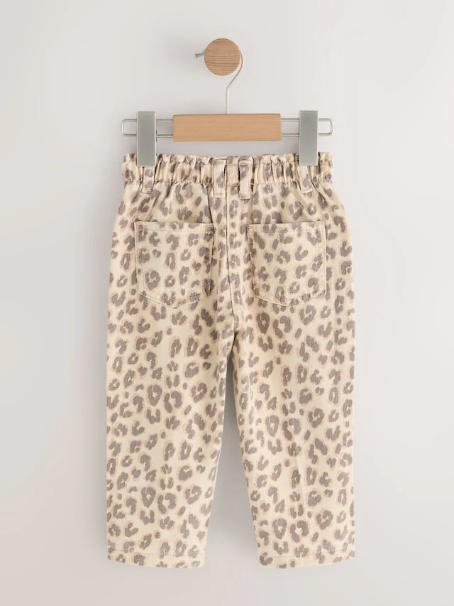 |Girl| Calça Jeans Mom Com Estampa De Leopardo (3 meses a 7 anos)