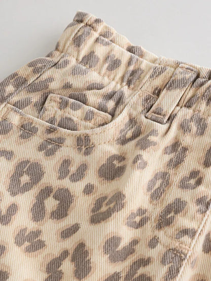 |Girl| Calça Jeans Mom Com Estampa De Leopardo (3 meses a 7 anos)