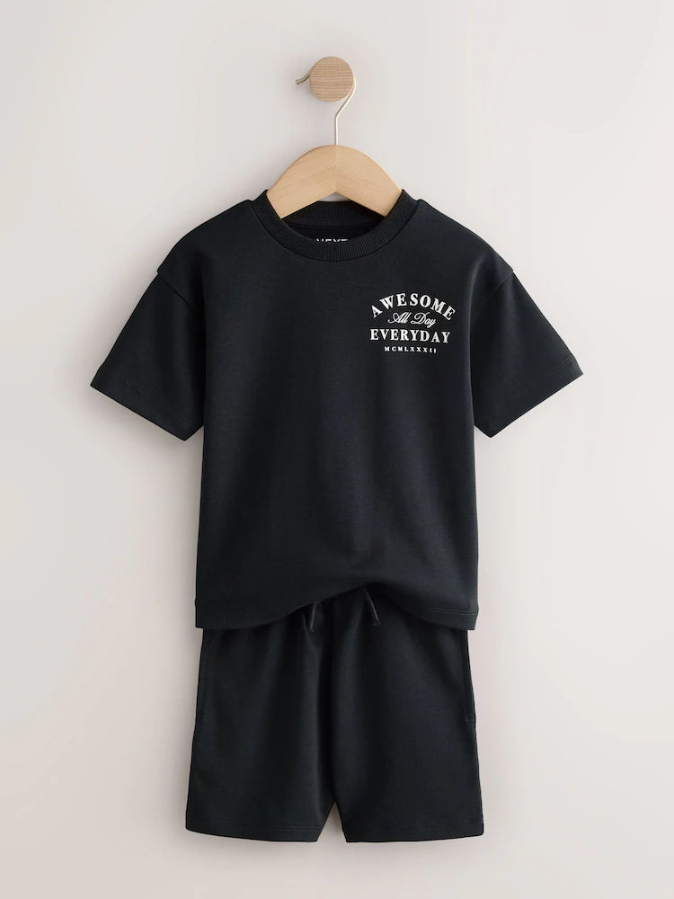 |Boy| Conjunto De Camiseta De Manga Curta e Shorts Com Estampa De Slogan Nas Costas Em preto e creme (2 peças)