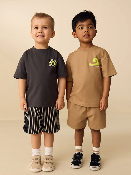 |Boy| Conjunto De Camiseta De Manga Curta e Shorts Com Estampa De Ondas Em Preto e Bege (3 meses a 7 anos)