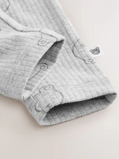 |BabyBoy| Conjunto de Blusa e Legging para Bebê com Estampa Delicada de Urso – Branco/Cinza (0 meses a 2 anos)