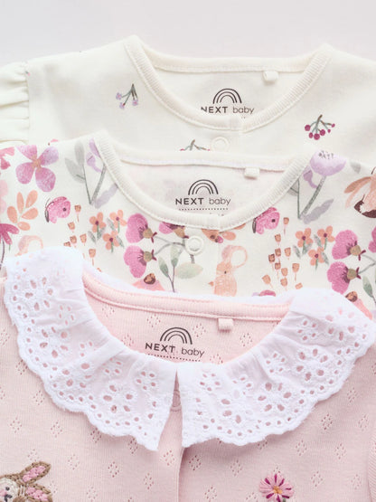 |BabyGirl| Kit com 3 Macacões de Bebê com Estampa Floral e de Coelhinho (Rosa) (0 meses a 2 anos)
