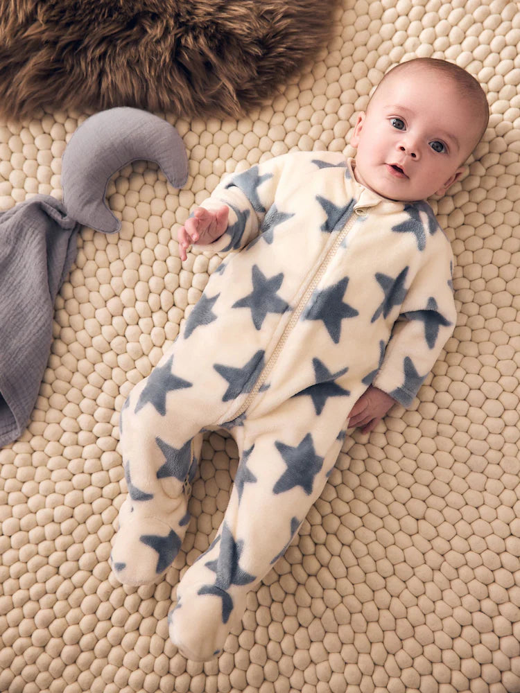 |BabyBoy| Macacão de Bebê em Fleece – Estampa de Estrelas (Azul/Neutro)
