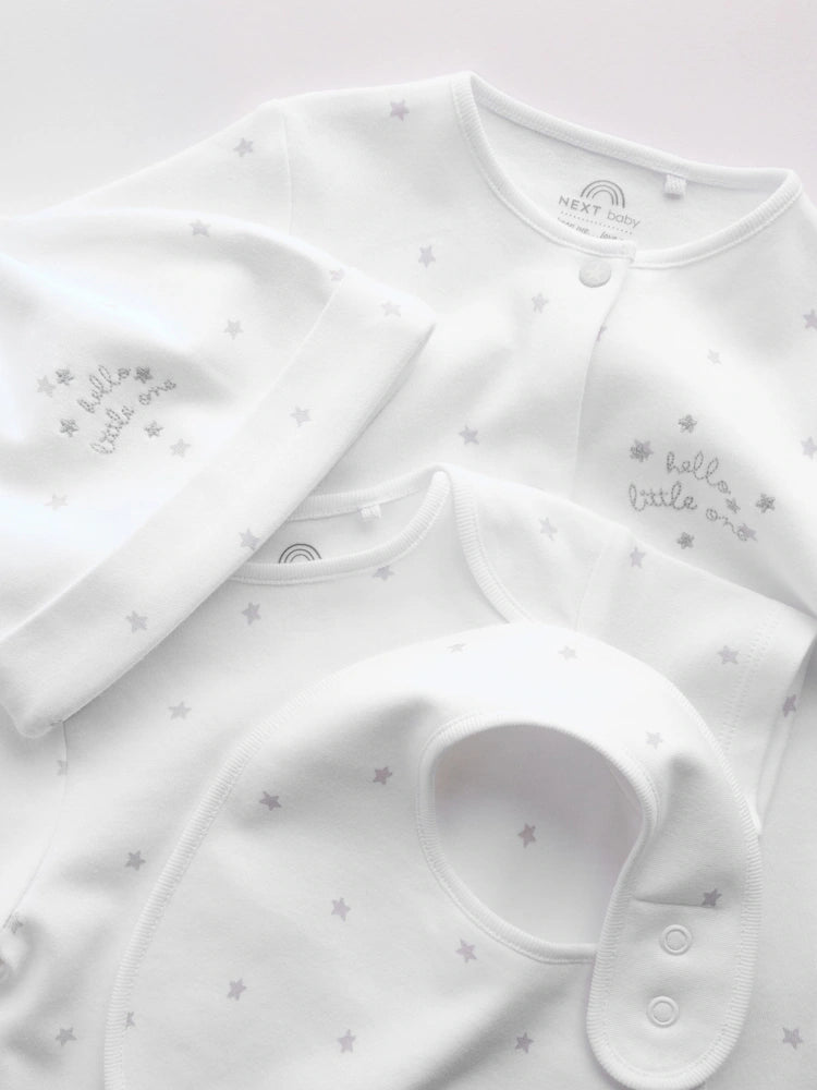 |BabyGirl| Conjunto De 4 Peças Para Bebê: Macacão, Body, Touca e Babador Brancos (0-9 meses)