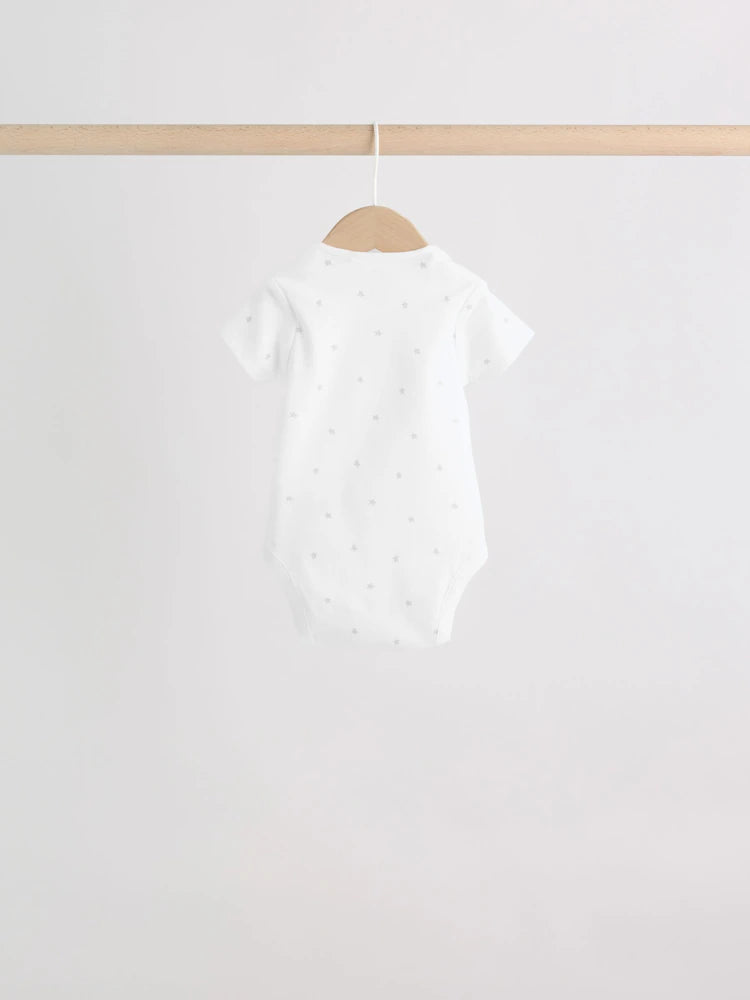 |BabyGirl| Conjunto De 4 Peças Para Bebê: Macacão, Body, Touca e Babador Brancos (0-9 meses)