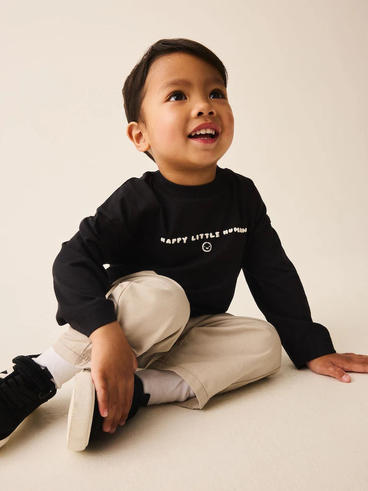 |Boy| Camiseta Preta De Manga Longa Com Estampa Pequena e Frase "Happy Little Human" (3 meses a 7 anos)