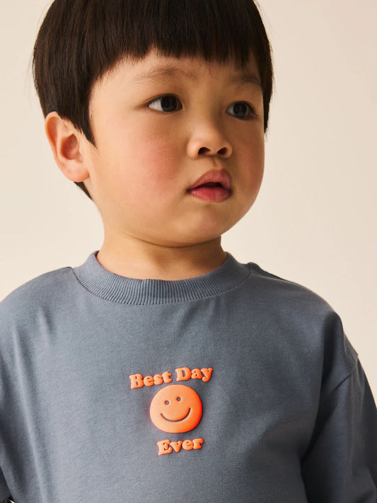 |Boy| Camiseta De Manga Comprida Com Estampa Gráfica "Smile" Na Cor Cinza Carvão (tamanhos 3 meses a 7 anos)