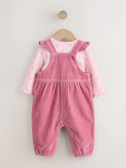 |BabyGirl| Conjunto De Bebê De 2 Peças: jardineira e Body Rosa De Veludo Cotelê (0 meses a 2 anos)