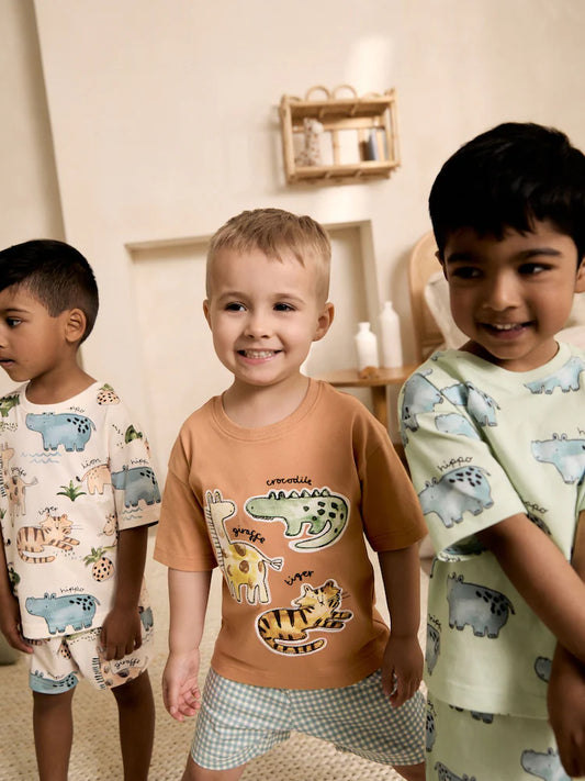 |Boy| Conjunto De 3 Pijamas Curtos Com Estampa Animal Nas Cores Marrom, Creme e Verde-sálvia (9 meses a 8 anos)