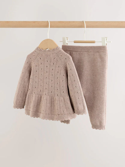 |BabyGirl| Conjunto De 2 Peças Para Bebê: Casaquinho De Tricô Marrom-Chocolate Com Babados e laço + legging (0 meses a 2 anos)
