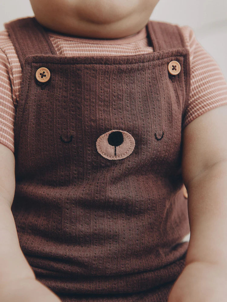 |BabyBoy| Conjunto De Bebê com Jardineira de Malha e Body – Urso Marrom (0 meses a 2 anos)