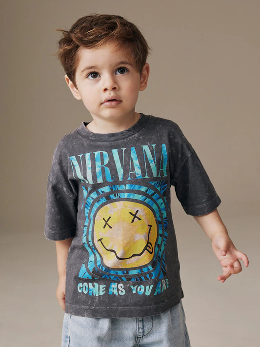 |Boy| Camiseta De Manga Curta Cinza Com Estampa Da Banda Nirvana (3 meses a 8 anos)